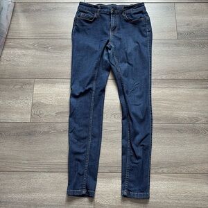 7. XS254 Vero moda skinny shape up jeans